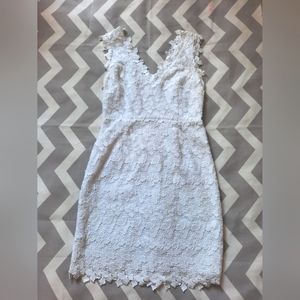 Lilly pulitzer white lace dress butterfly sz 6